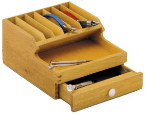 wooden-pliers-rack